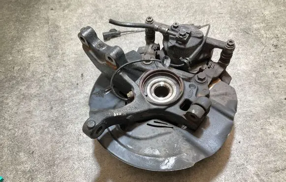 Ford Puma Front wheel hub L1TC3K171