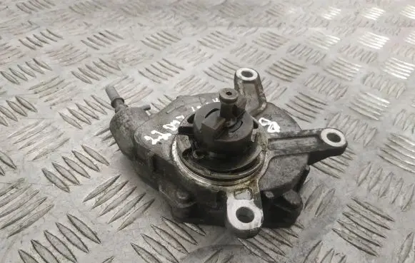 Toyota Avensis T250 Vacuum pump