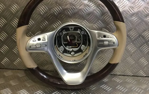 Mercedes-Benz S W222 Steering wheel 
