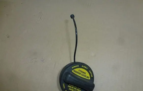 Mercedes-Benz X-class W470 Fuel tank filler cap A0004706600