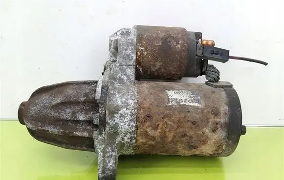 Smart ForFour I Starter motor M000T45271ZT