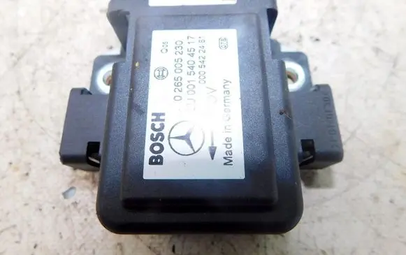 Mercedes-Benz E W210 ESP acceleration yaw rate sensor 0015404517 190903
