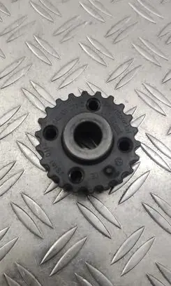 Volkswagen PASSAT B8 Crankshaft pulley 04L105263C