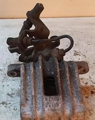 Skoda Octavia Mk2 (1Z) Rear brake caliper