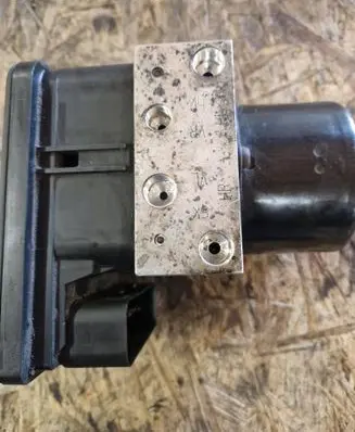 Opel Zafira B ABS Pump 10096005703 36L09A38 00404674C0