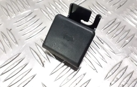 Mazda CX-7 Engine bonnet (hood) release handle