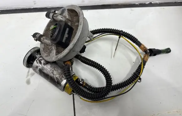 Volkswagen PASSAT B5 In-tank fuel pump
