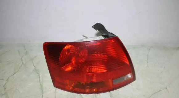 Audi A4 S4 B7 8E 8H Rear/tail lights 484001