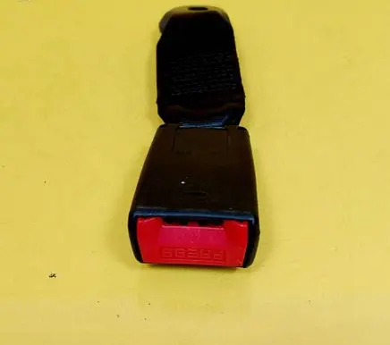 Nissan Micra Rear seatbelt buckle 88842
