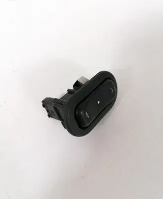 Opel Zafira A Electric window control switch 13363100