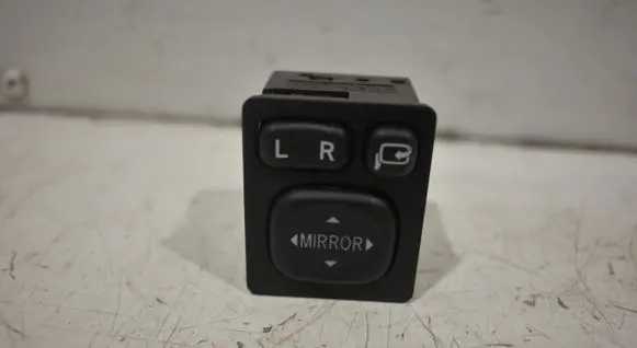 Toyota Verso Wing mirror switch