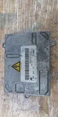 Audi A4 S4 B6 8E 8H Headlight ballast module Xenon 1307329115