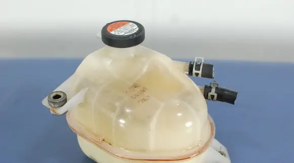 Suzuki Liana Coolant expansion tank/reservoir