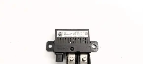 Mercedes-Benz E C207 W207 Other relay A0009822023