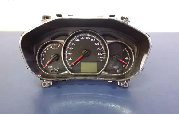 Toyota Yaris Speedometer (instrument cluster) 83800-0U270