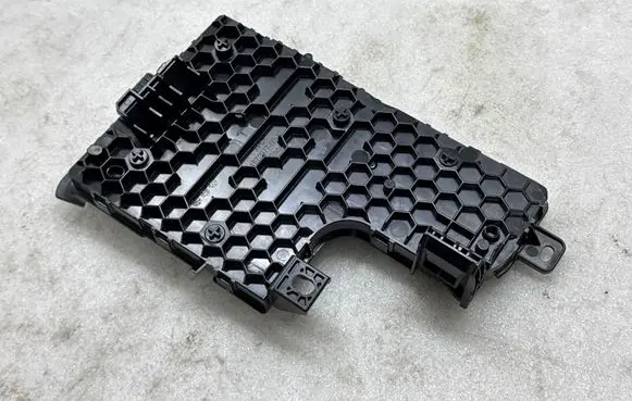 Tesla Model Y Central body control module 165765030B 167097700A 149784800E