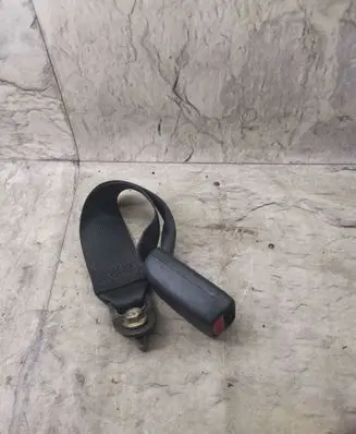Toyota Corolla Verso E121 Rear seatbelt buckle