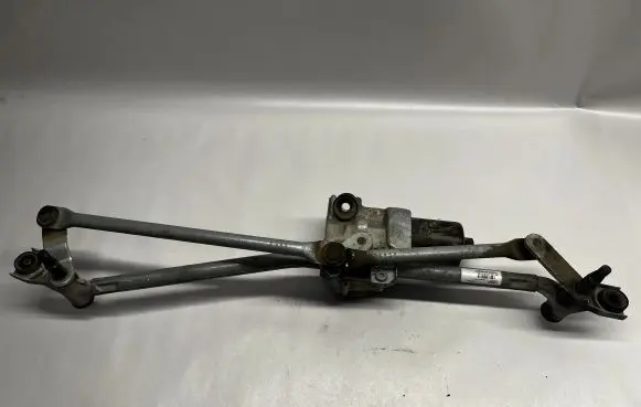 Ford Mustang VI Front wiper linkage and motor FR3B17500AC