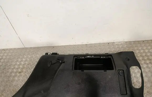 Hummer H3 Trunk/boot lower side trim panel 00041412