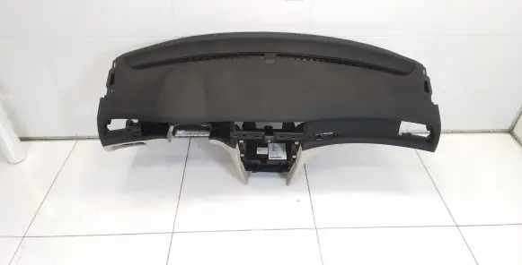 Skoda Superb B6 (3T) Dashboard 3T1857181
