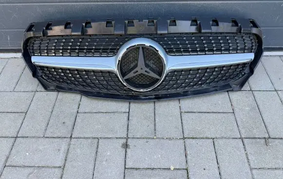 Mercedes-Benz CLA C117 X117 W117 Front bumper upper radiator grill A1178881160