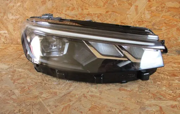 Volkswagen PASSAT B8 Headlight/headlamp 3J1941006