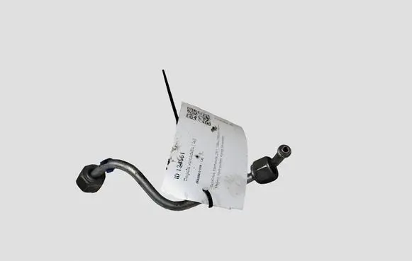 Mazda 6 Fuel injector supply line/pipe
