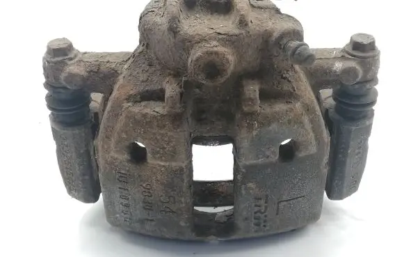 Mitsubishi Colt Front brake caliper