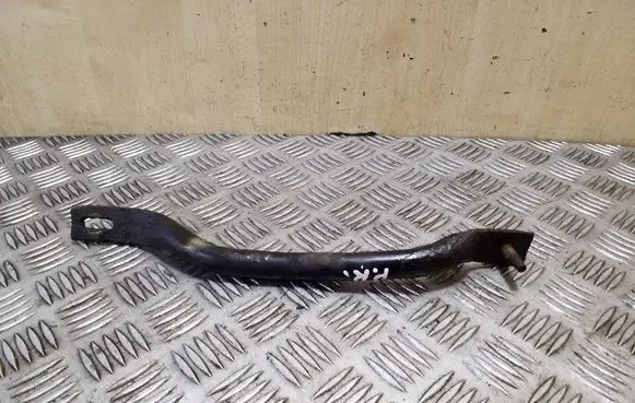 Radiator support slam panel bracket