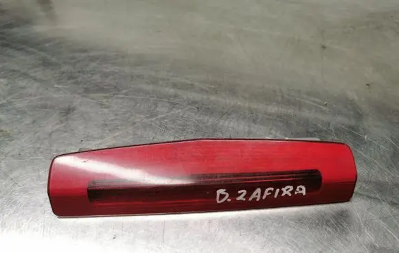 Opel Zafira B Third/center stoplight