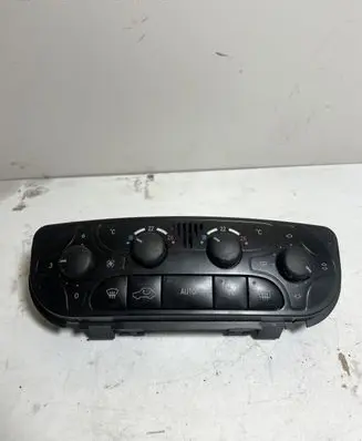 Mercedes-Benz C W203 Climate control unit A2038300785 2038300785