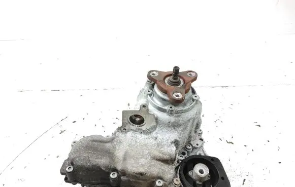 BMW X1 E84 Gearbox transfer box case 7635755 ATC350