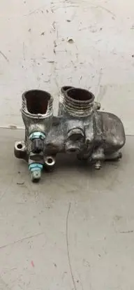 Thermostat/thermostat housing