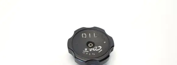 Mitsubishi Colt Oil filler cap 