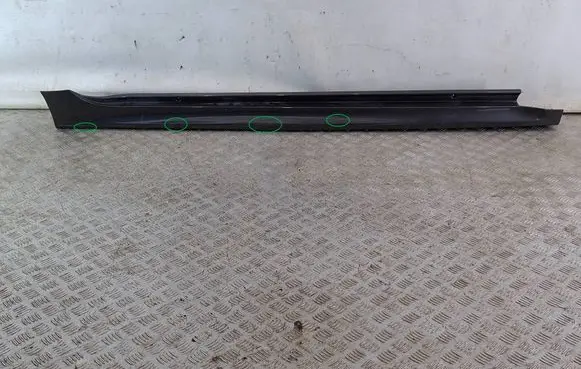 Toyota Yaris XP210 Sill 75850K0080
