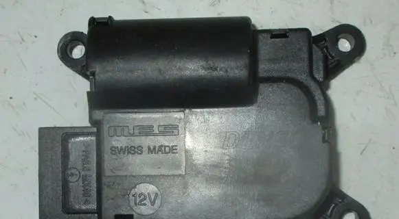 Fiat Doblo Air flap motor/actuator 3293840