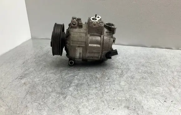 Volkswagen Caddy Air conditioning (A/C) compressor (pump) 699357