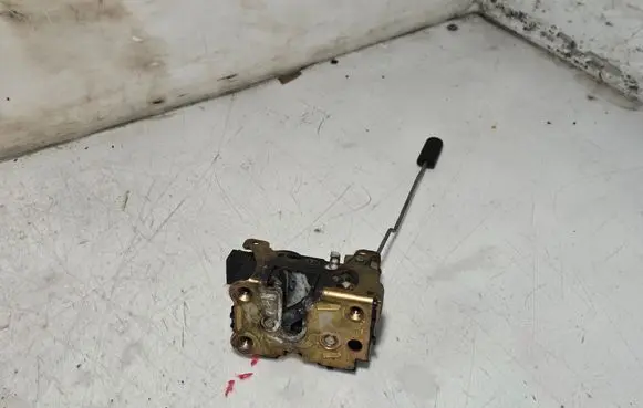 Renault Kangoo I Front door lock 0356