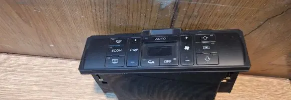 Audi A3 S3 8L Climate control unit 8d0820043m