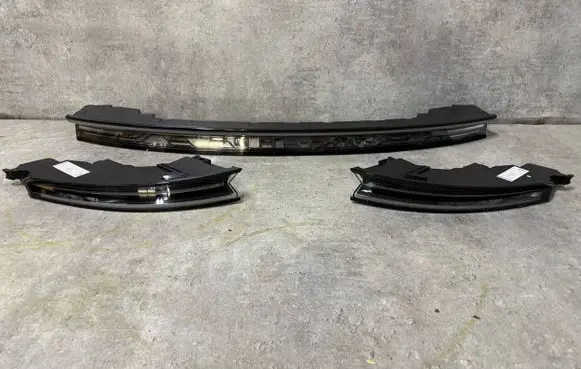 Porsche Taycan 9J1 Rear/tail lights 9j0945082k