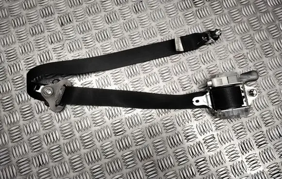Subaru Forester SH Front seatbelt 0437088 7R4010P