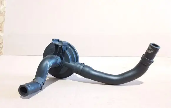 Opel Zafira B Breather/breather pipe/hose 24414343 3911171921