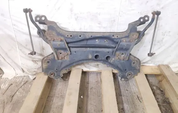 Toyota Avensis T270 Front subframe