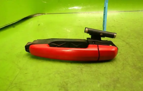 Suzuki SX4 Rear door exterior handle 