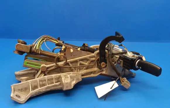 Steering wheel axle set