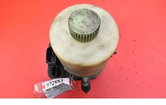 Volkswagen Polo IV 9N3 Power steering pump 6Q0423156AB
