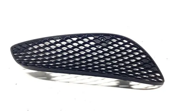 Mercedes-Benz E W212 Front bumper lower grill A2128850224