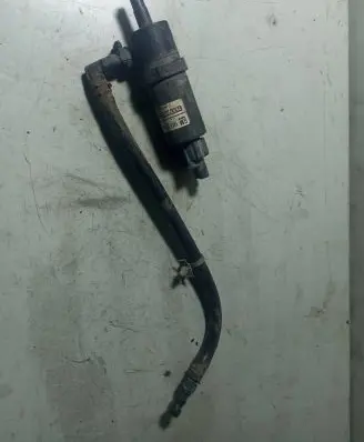 Opel Vectra C Headlight washer pump 90508709