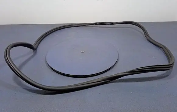BMW X4 F26 Front door rubber seal 7416498