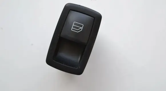 Mercedes-Benz R W251 Electric window control switch A2518200510